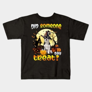 Black Chihuahua Did Someone Say Treat Happy Halloween Kids T-Shirt